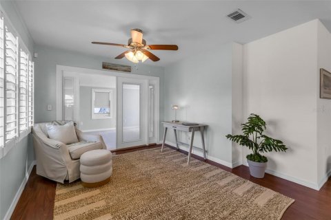 Condo in Bradenton, Florida, 3 bedrooms № 2227585 - photo 23