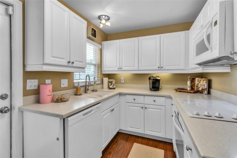 Condo in Bradenton, Florida, 3 bedrooms № 2227585 - photo 14