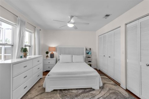 Condo in Bradenton, Florida, 3 bedrooms № 2227585 - photo 30