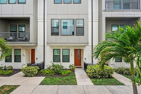 Touwnhouse à Tampa, Floride 3 chambres, 193.33 m2 № 2131817