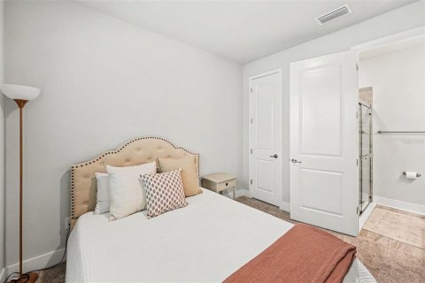 Townhouse in Tampa, Florida 3 bedrooms, 193.33 sq.m. № 2131817 - photo 20