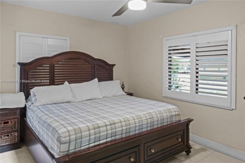 Villa ou maison à vendre à Hialeah, Floride: 4 chambres, 117.06 m2 № 1842794 - photo 12