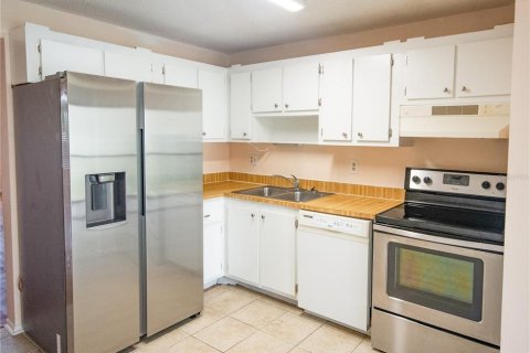 Condo in Bradenton, Florida, 2 bedrooms № 2214809 - photo 17