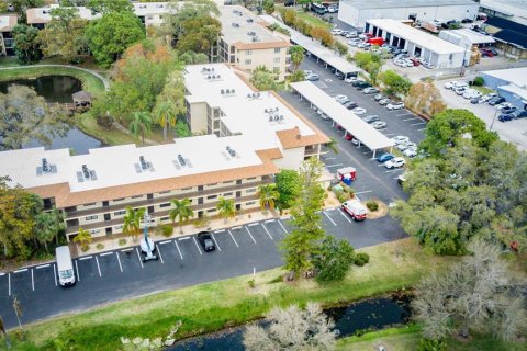 Condo in Bradenton, Florida, 2 bedrooms № 2214809 - photo 21