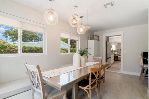 House in Key Largo, Florida 3 bedrooms, 120.31 sq.m. № 1922920 - photo 21