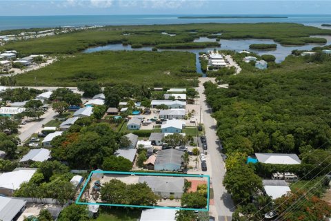 House in Key Largo, Florida 3 bedrooms, 120.31 sq.m. № 1922920 - photo 6