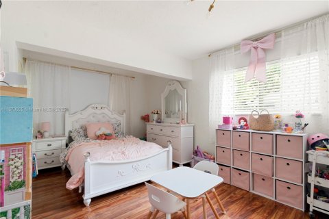 House in Key Largo, Florida 3 bedrooms, 120.31 sq.m. № 1922920 - photo 14