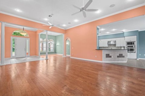 House in Weeki Wachee, Florida 3 bedrooms, 251.49 sq.m. № 1870894 - photo 15