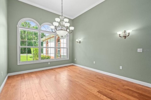 House in Weeki Wachee, Florida 3 bedrooms, 251.49 sq.m. № 1870894 - photo 10