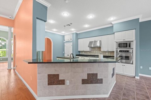 House in Weeki Wachee, Florida 3 bedrooms, 251.49 sq.m. № 1870894 - photo 16