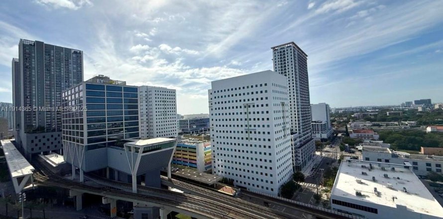 Condo à Miami, Floride, 1 chambre № 1970680