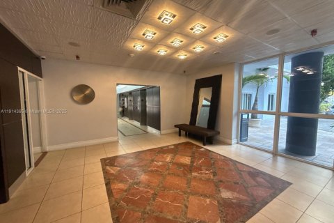 Copropriété à louer à Miami, Floride: 1 chambre, 64.01 m2 № 1970680 - photo 14