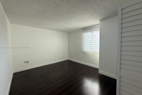 Copropriété à louer à Miami, Floride: 1 chambre, 64.01 m2 № 1970680 - photo 8
