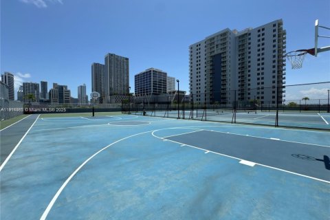 Copropriété à louer à Miami, Floride: 1 chambre, 64.01 m2 № 1970680 - photo 19