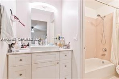 Adosado en alquiler en Cooper City, Florida, 3 dormitorios, 138.24 m2 № 2010092 - foto 16