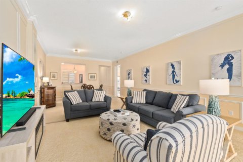 Condo in Hutchinson Island South, Florida, 2 bedrooms № 2081948 - photo 15
