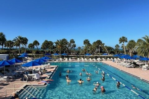 Condominio en alquiler en Longboat Key, Florida, 2 dormitorios, 139.63 m2 № 2103127 - foto 28