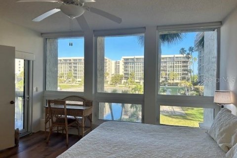 Condominio en alquiler en Longboat Key, Florida, 2 dormitorios, 139.63 m2 № 2103127 - foto 14