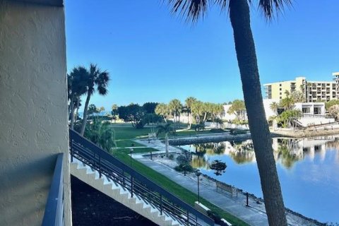 Condominio en alquiler en Longboat Key, Florida, 2 dormitorios, 139.63 m2 № 2103127 - foto 2