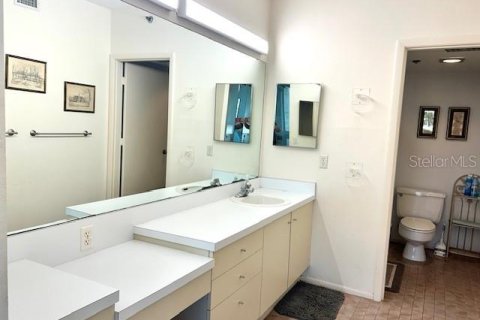 Condominio en alquiler en Longboat Key, Florida, 2 dormitorios, 139.63 m2 № 2103127 - foto 17