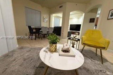 Condo in Doral, Florida, 3 bedrooms  № 2044513 - photo 5