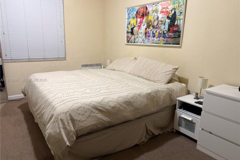 Condo in Doral, Florida, 3 bedrooms  № 2044513 - photo 13