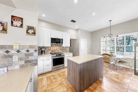 Купить виллу или дом в Тампа, Флорида 8 комнат, 217.67м2, № 1677202 - фото 18