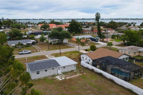 Villa ou maison à louer à Englewood, Floride: 2 chambres, 98.85 m2 № 2386521 - photo 14
