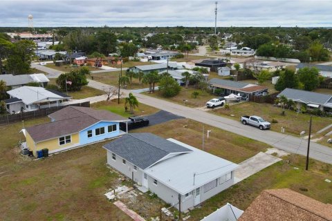 Villa ou maison à louer à Englewood, Floride: 2 chambres, 98.85 m2 № 2386521 - photo 15