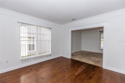 Villa ou maison à vendre à Apopka, Floride: 4 chambres, 217.76 m2 № 1558010 - photo 16