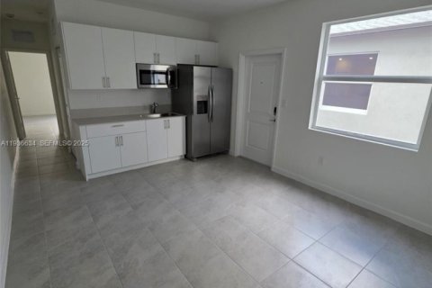 House in Homestead, Florida 5 bedrooms № 1994612 - photo 9