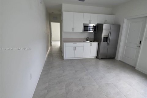 House in Homestead, Florida 5 bedrooms № 1994612 - photo 3