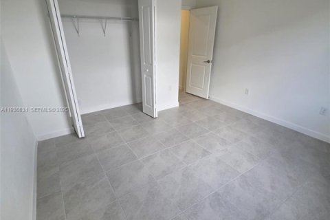 House in Homestead, Florida 5 bedrooms № 1994612 - photo 12