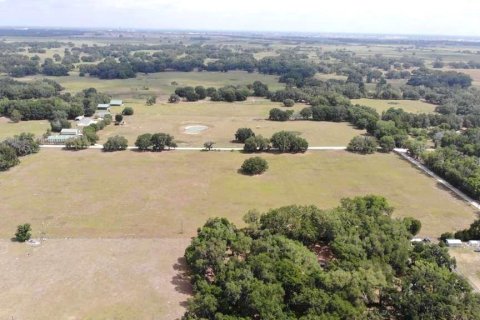 Land in Center Hill, Florida № 2102933 - photo 8