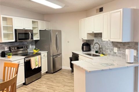 Condominio en venta en Clearwater, Florida, 1 dormitorio, 76.64 m2 № 1827718 - foto 4