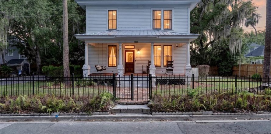 Casa en Ocala, Florida 3 dormitorios, 190.26 m2 № 2228333