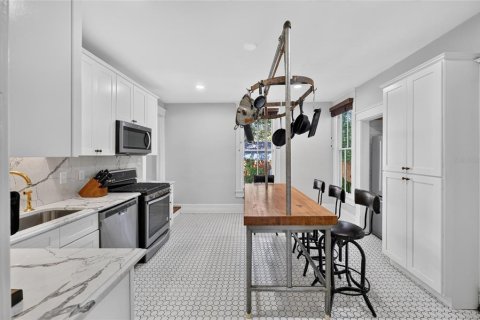 Casa en venta en Ocala, Florida, 3 dormitorios, 190.26 m2 № 2228333 - foto 16