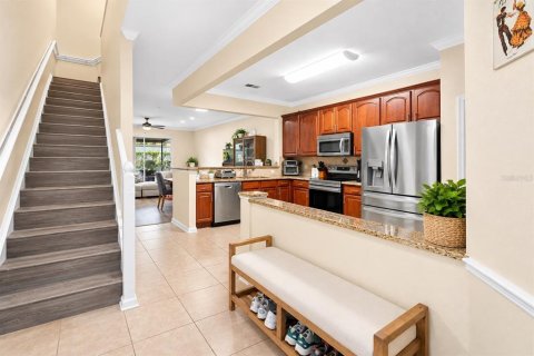 Villa ou maison à louer à Orlando, Floride: 3 chambres, 155.33 m2 № 2425914 - photo 3