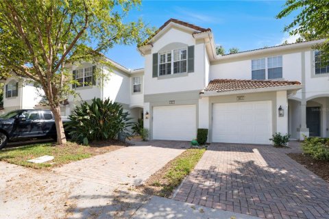 Villa ou maison à louer à Orlando, Floride: 3 chambres, 155.33 m2 № 2425914 - photo 2