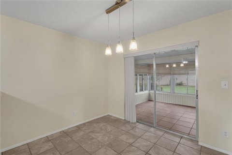 Villa ou maison à louer à Orlando, Floride: 2 chambres, 99.41 m2 № 1778288 - photo 9