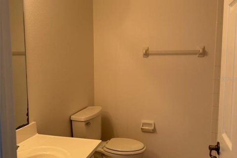House in Temple Terrace, Florida 3 bedrooms, 237.83 sq.m. № 1878229 - photo 15