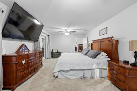 Villa ou maison à vendre à Wesley Chapel, Floride: 4 chambres, 250.46 m2 № 2215236 - photo 21