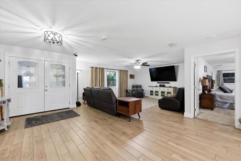 Villa ou maison à vendre à Wesley Chapel, Floride: 4 chambres, 250.46 m2 № 2215236 - photo 8