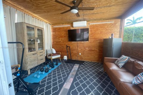 Casa en venta en Miami, Florida, 3 dormitorios, 97.55 m2 № 1983485 - foto 17