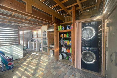 Casa en venta en Miami, Florida, 3 dormitorios, 97.55 m2 № 1983485 - foto 26