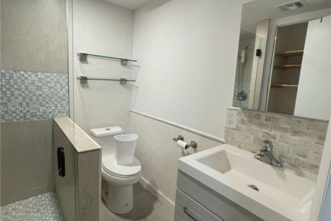 Casa en venta en Miami, Florida, 3 dormitorios, 97.55 m2 № 1983485 - foto 29