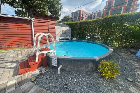 Casa en venta en Miami, Florida, 3 dormitorios, 97.55 m2 № 1983485 - foto 14