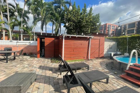 Casa en venta en Miami, Florida, 3 dormitorios, 97.55 m2 № 1983485 - foto 21