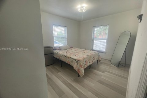 Casa en venta en Miami, Florida, 3 dormitorios, 97.55 m2 № 1983485 - foto 12