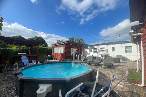 Casa en venta en Miami, Florida, 3 dormitorios, 97.55 m2 № 1983485 - foto 15
